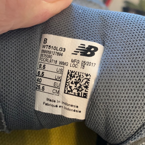 New Balance All Terrain 510 V3 Gray Running Shoes with silver accent - Picture 7 of 10